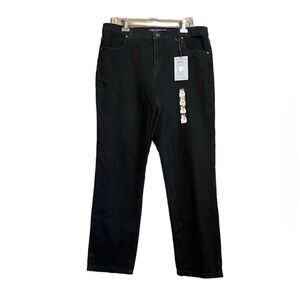 NWT! Gloria Vanderbilt black mid rise skinny jeans